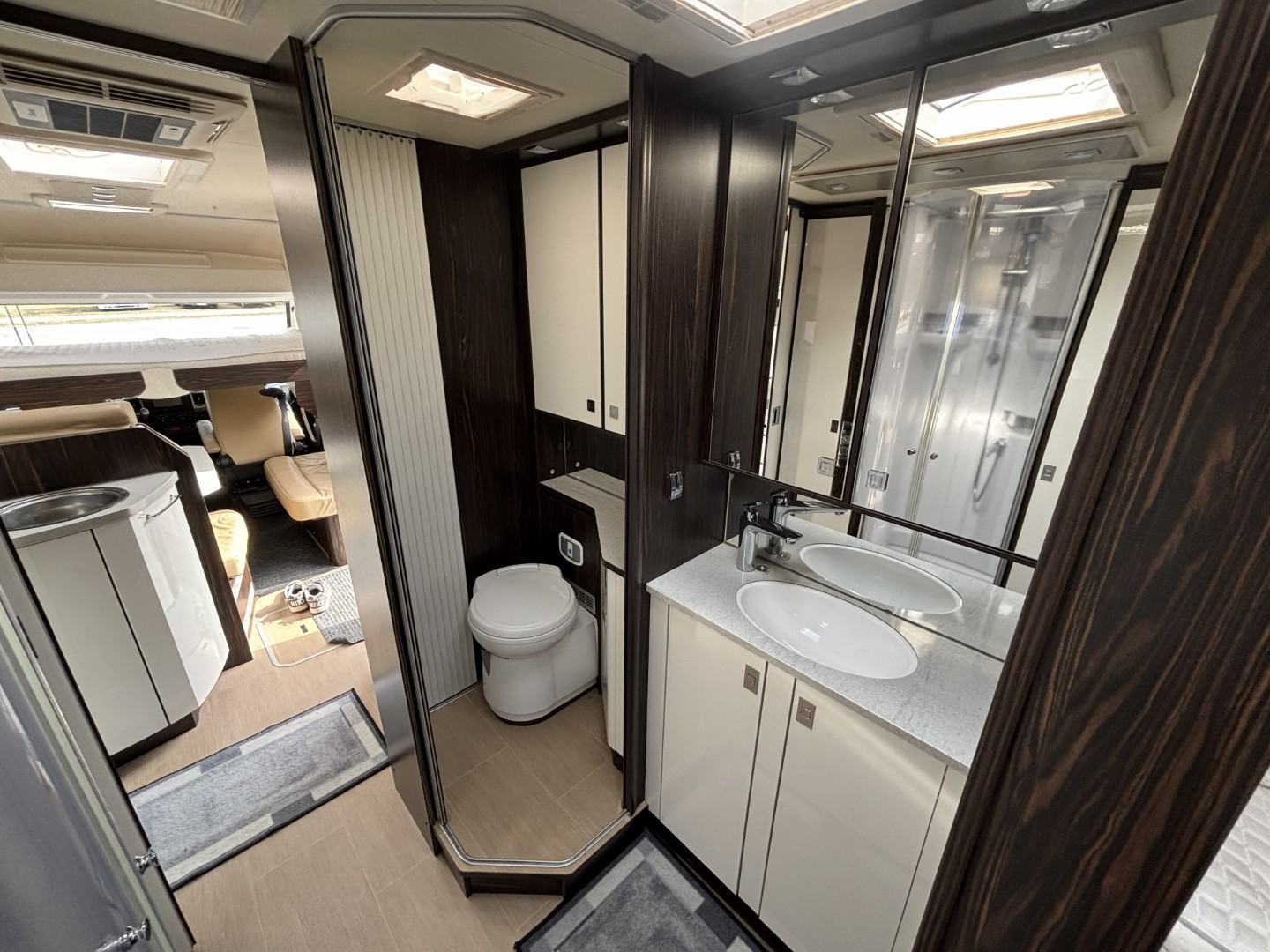Bürstner Elegance i840 (2016)